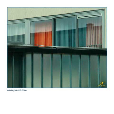 Fenster hinter Gittern